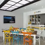 Hotel Letstay - Adults Only