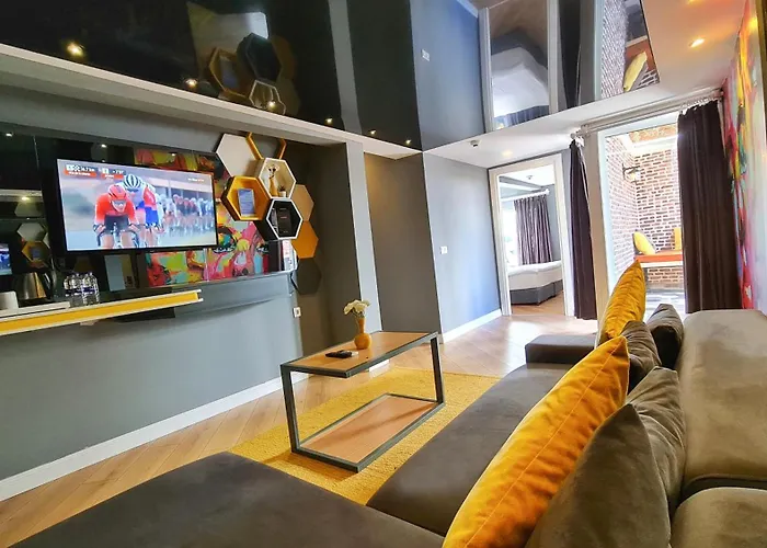 Letstay - Adults Only Hotel