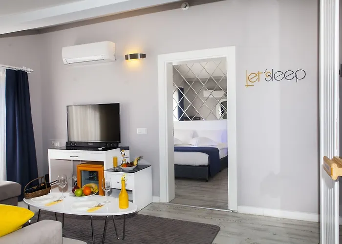 Hotel Letstay - Adults Only