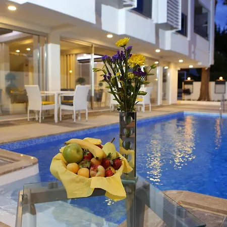 Hotel Letstay - Adults Only